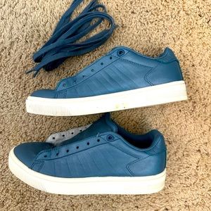 KSwiss Sneaks. Re-listed for buyer.